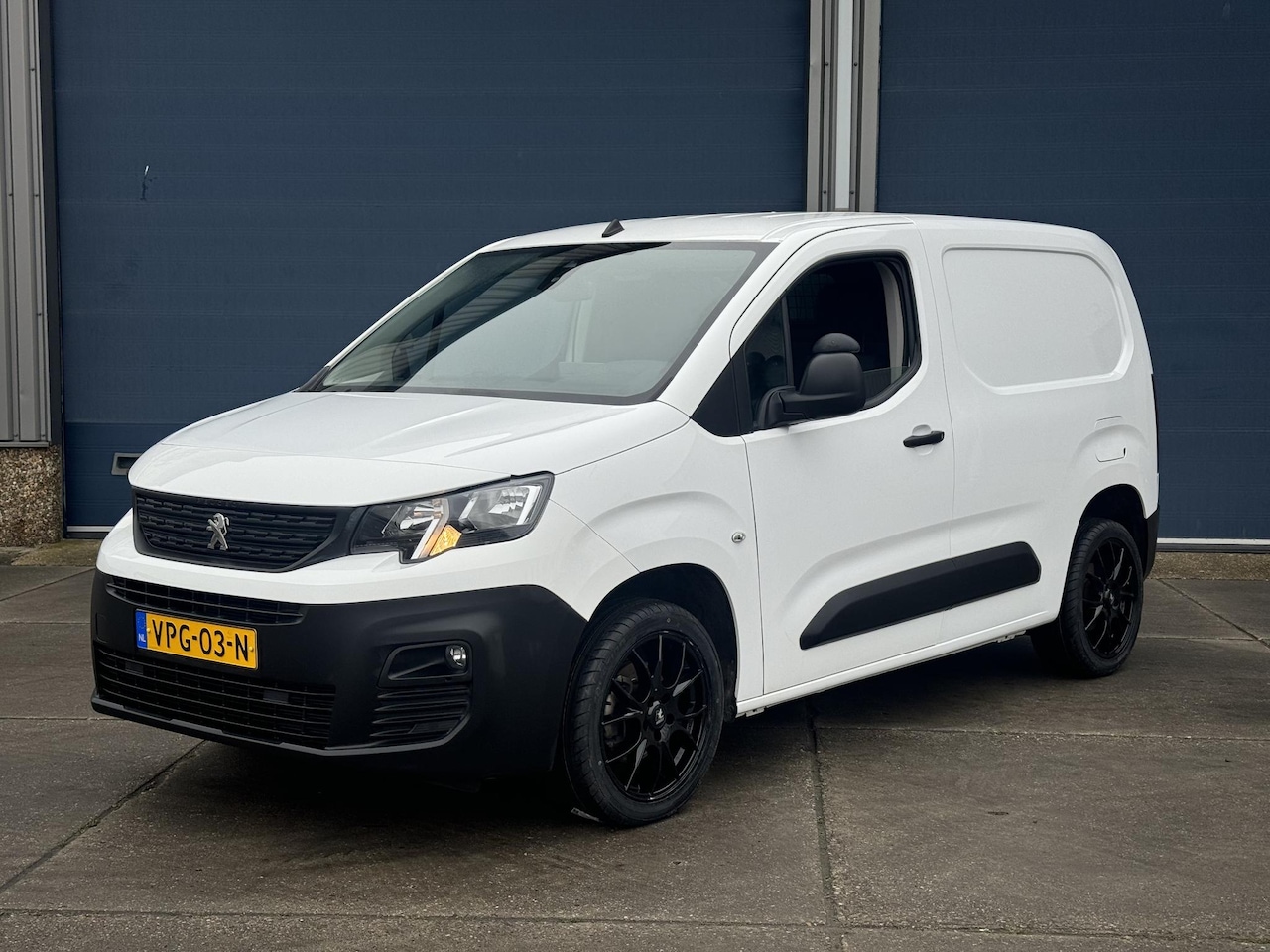 Peugeot Partner - 1.5 BlueHDI Premium AIRCO / CRUISE CONTROLE / NAVI / EURO 6 - AutoWereld.nl