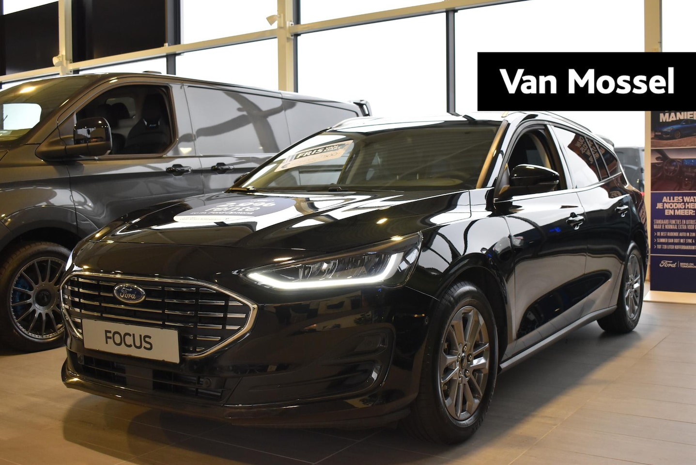 Ford Focus Wagon - 1.0 EcoBoost Hybrid Titanium | Direct Leverbaar | €2500,- Ford Voordeel - AutoWereld.nl