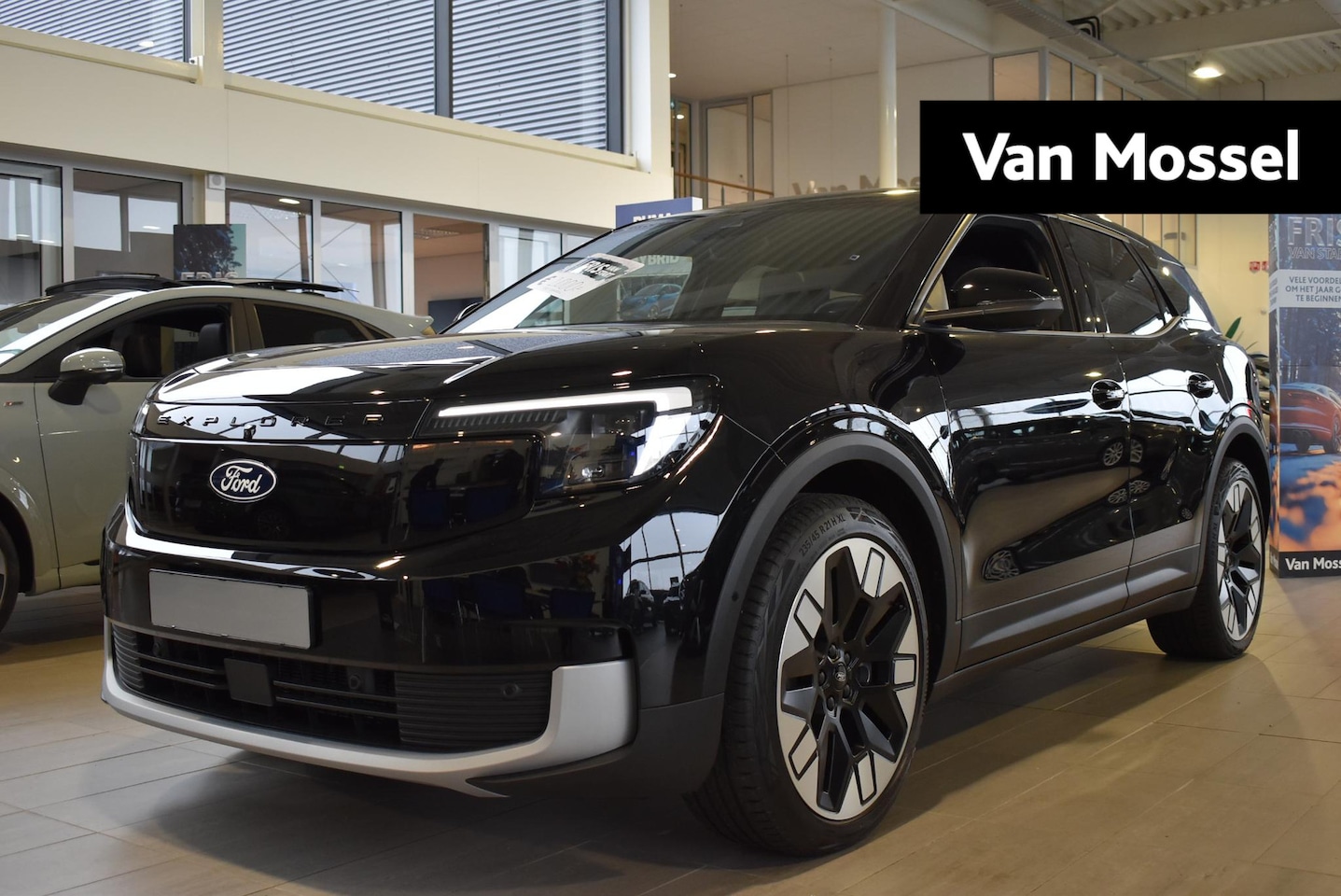 Ford Explorer - Premium Extended Range RWD 77 kWh | Direct Leverbaar | €1000,- Ford Voordeel - AutoWereld.nl