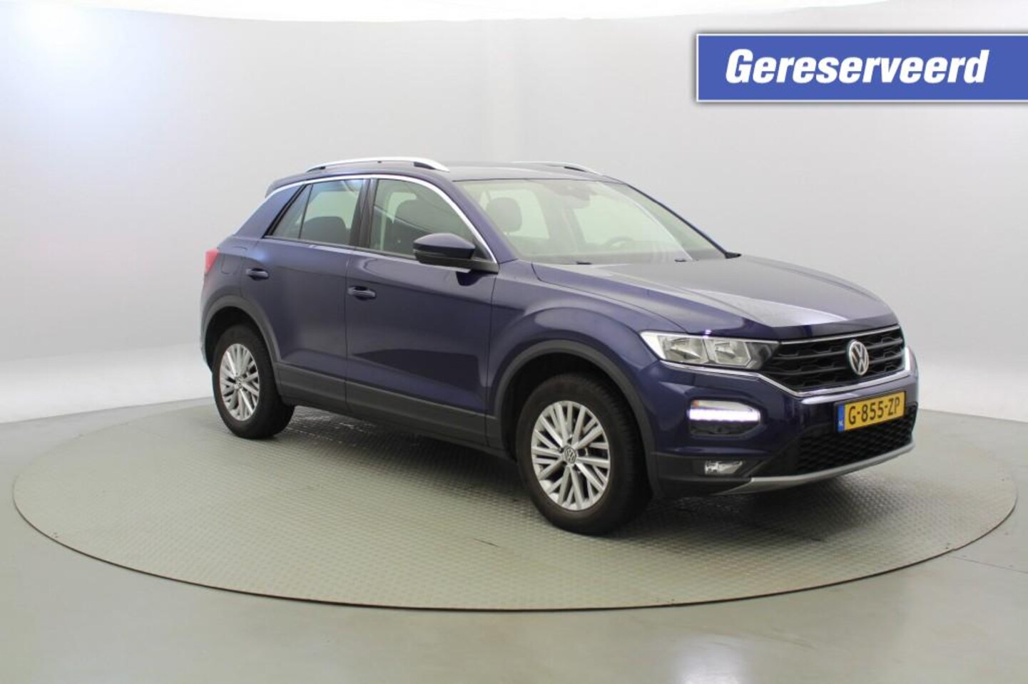 Volkswagen T-Roc - 1.0 TSI Style Business - Carplay, Trekhaak, GERESERVEERD - AutoWereld.nl