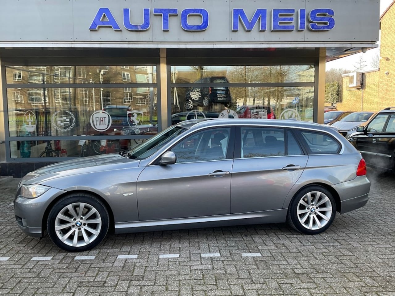 BMW 3-serie - 320D LUXURY LINE AUTOMAAT - AutoWereld.nl