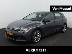 Volkswagen Golf - 1.0 eTSI Life Navigatie | Keyless | Lichtmetalen velgen | Adaptive Cruise Control | Parkee