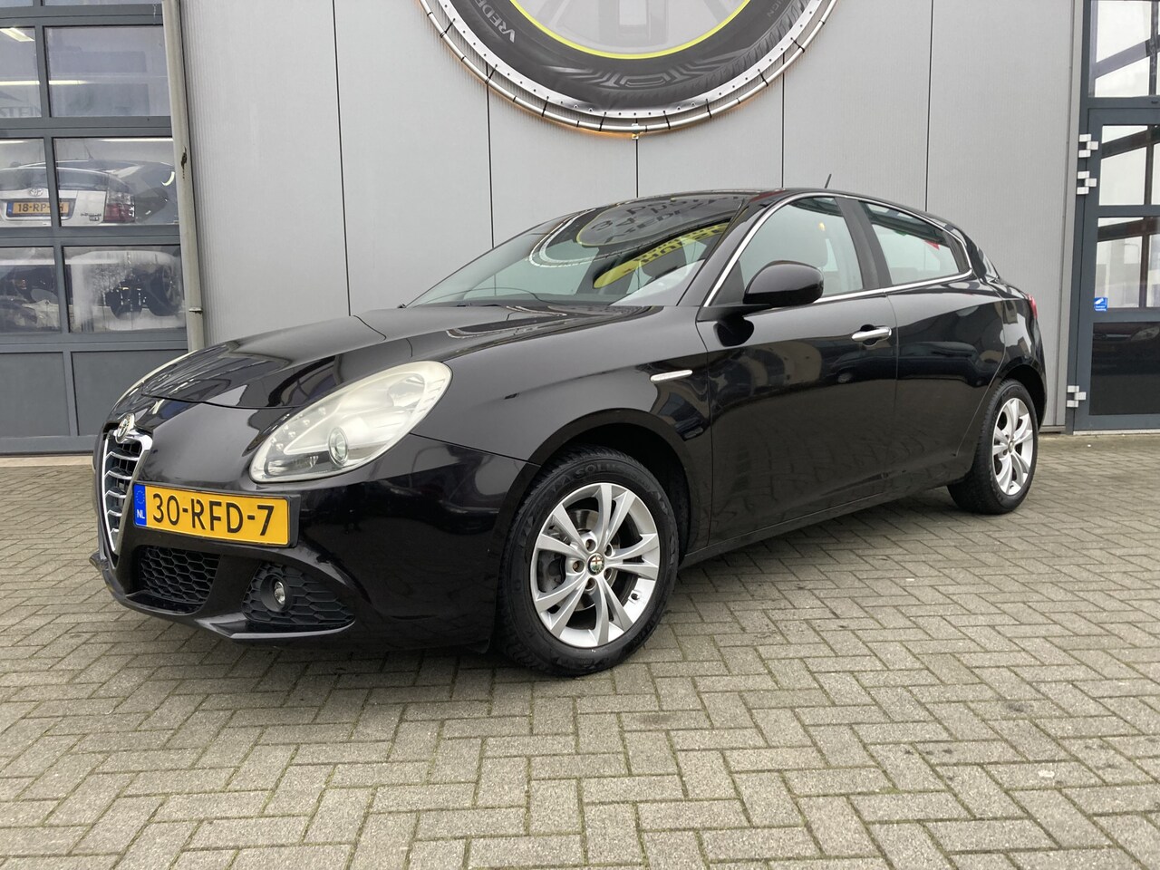 Alfa Romeo Giulietta - 1.4 T Distinctive Leer | Cruise | Navi | LED - AutoWereld.nl