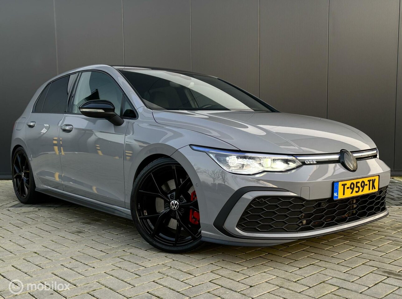 Volkswagen Golf - 1.4 eHybrid GTE Pano IQ lights Carplay - AutoWereld.nl