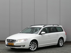 Volvo V70 - 2.0 T4 Dynamic Edition Navi / Standkachel / Stoel & stuurverwarming