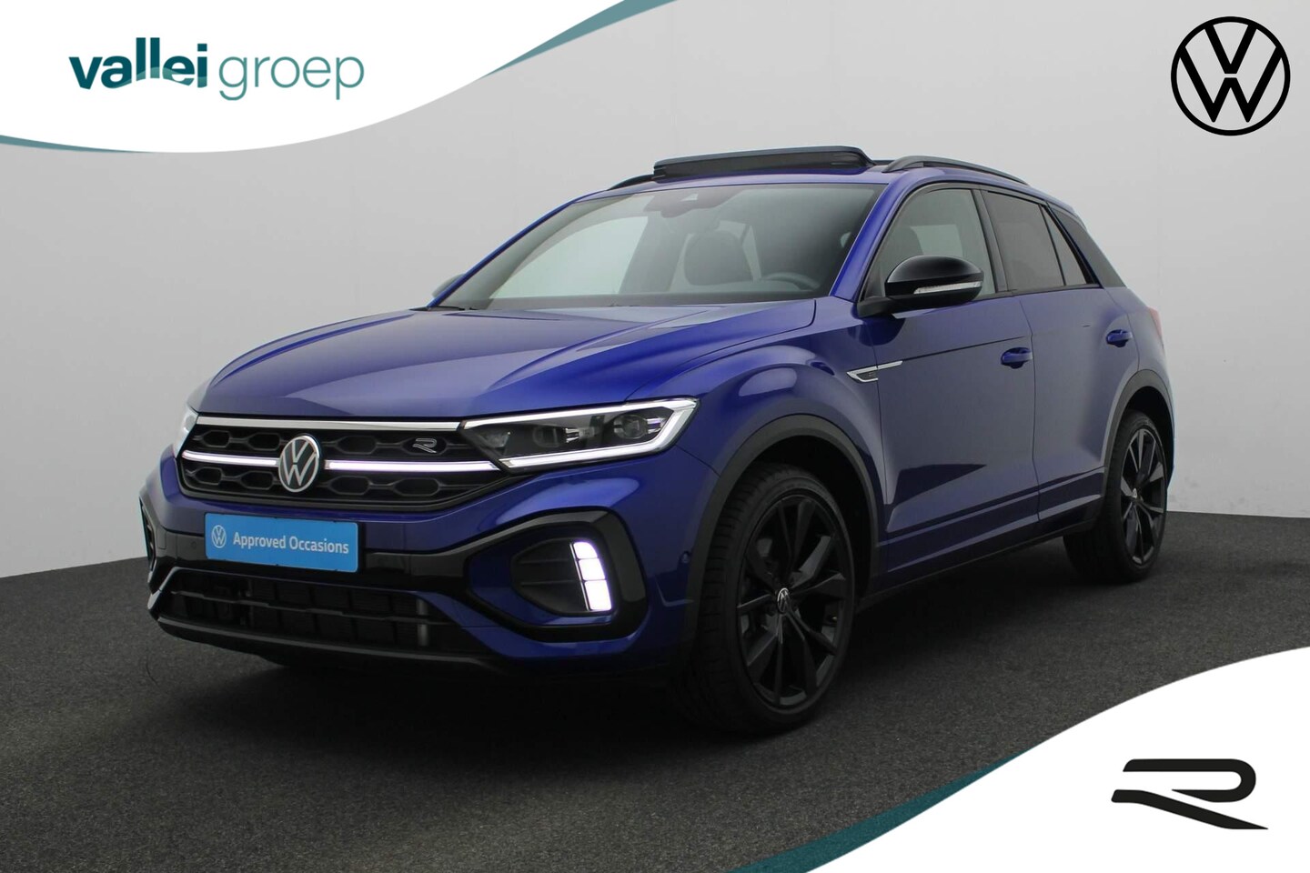 Volkswagen T-Roc - 1.5 TSI 150PK DSG R-Line Business | Black Style | Pano | IQ Light | Keyless | Navi Discove - AutoWereld.nl