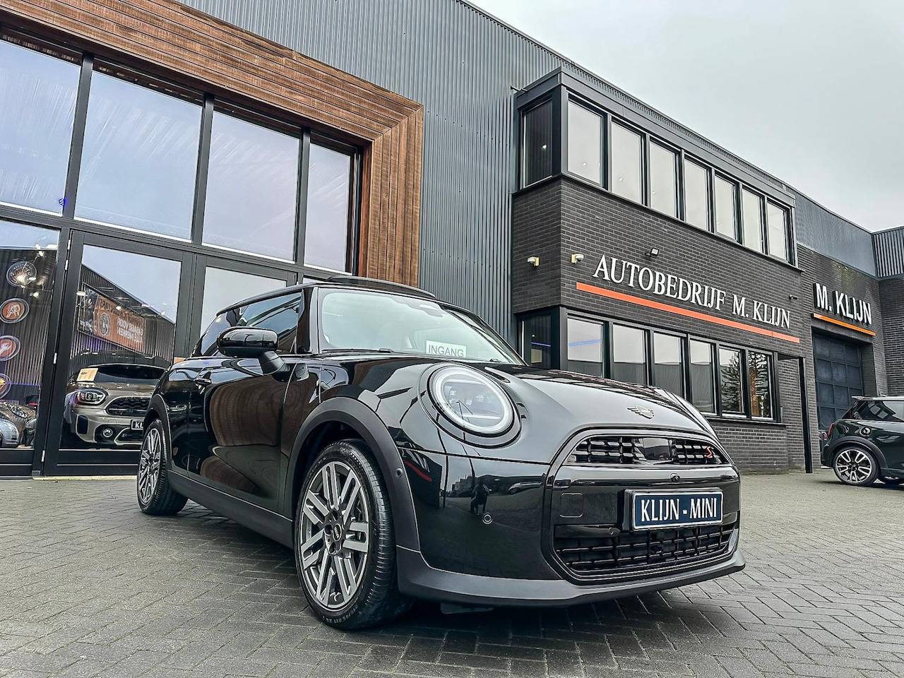 MINI Cooper S - Mini 2.0 Classic L aut 204pk/Pano/HK/Navi/Head up/Btw/Nw model - AutoWereld.nl