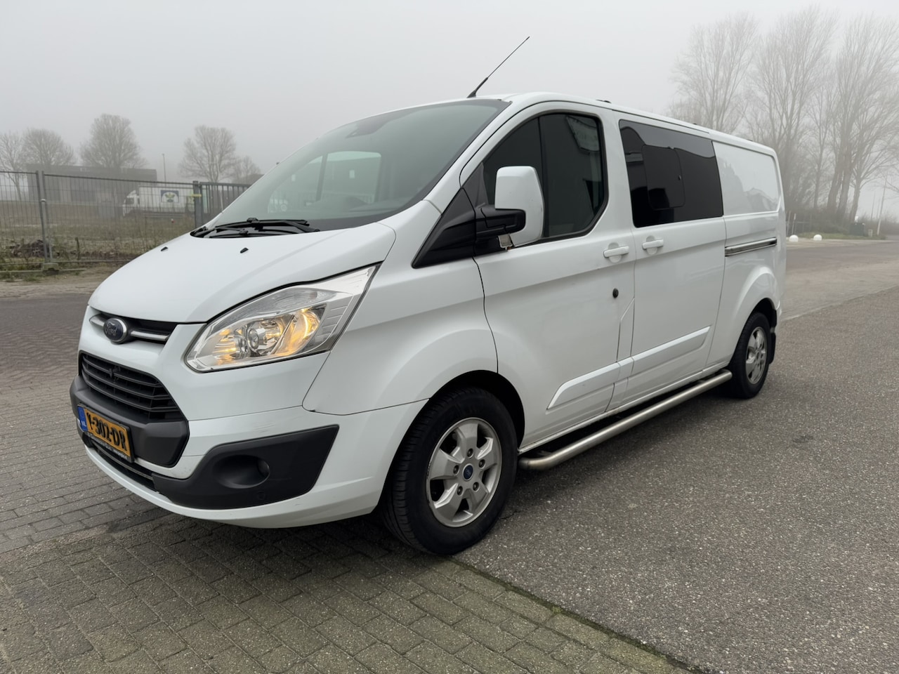 Ford Transit Custom - 290 2.0 TDCI L2H1 Sport DC 290 2.0 TDCI L2H1 Sport DC*EXPORT* - AutoWereld.nl