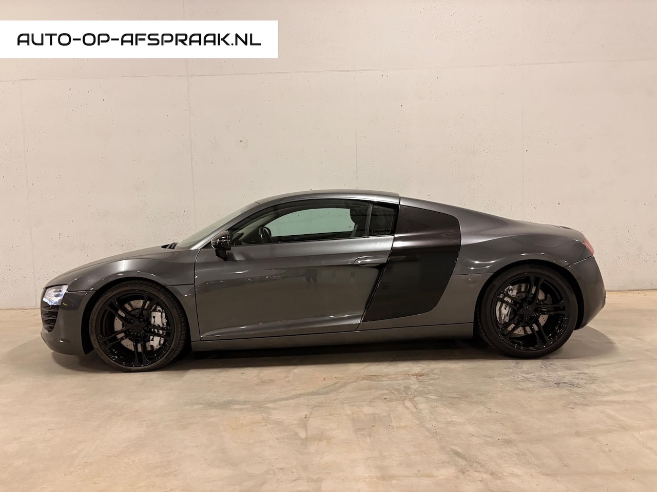 Audi R8 - 4.2 V8 FSI B&O Leer Navi Clima Cruise Origineel Grijs - AutoWereld.nl