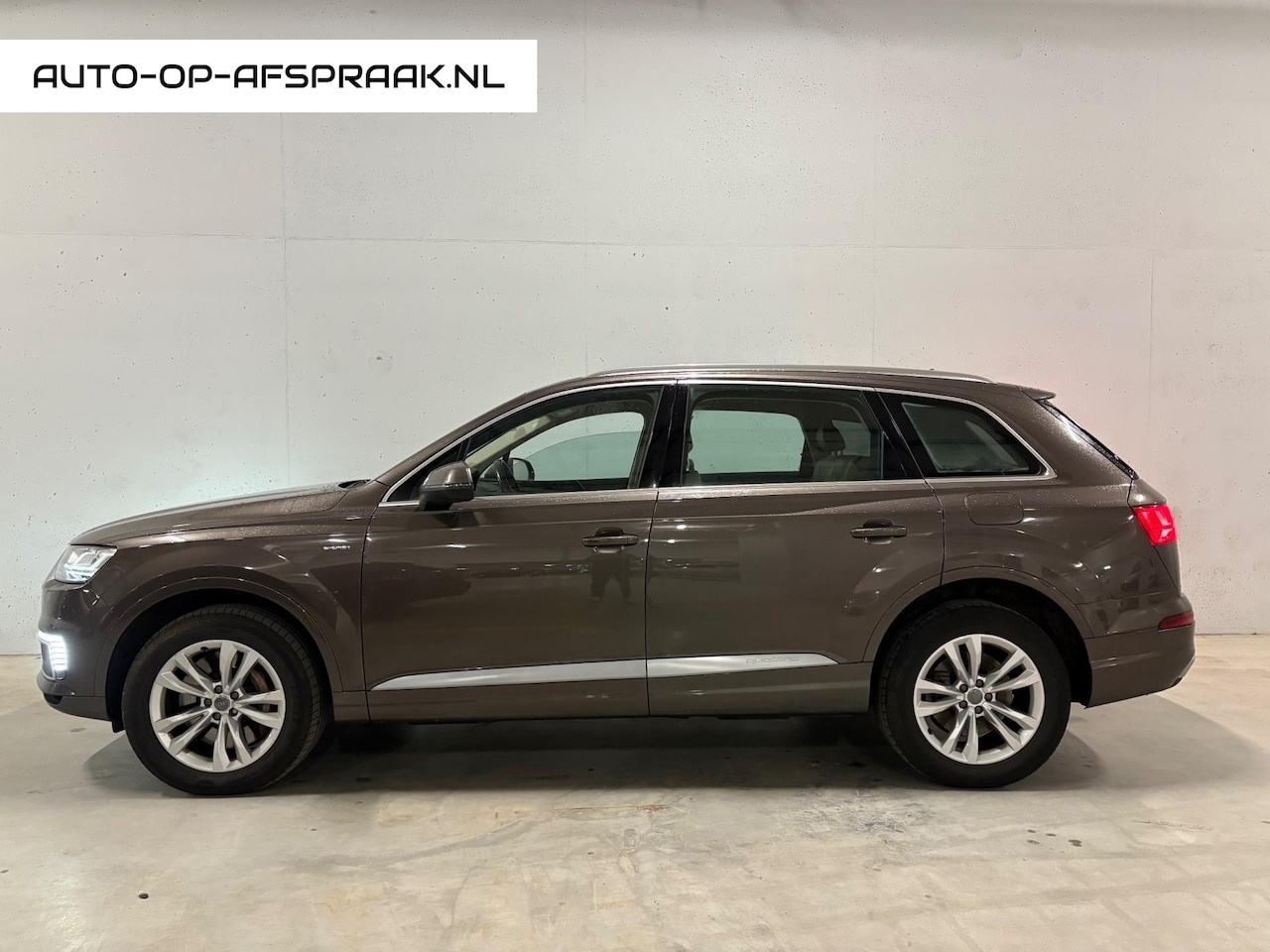 Audi Q7 - 3.0 TDI e-tron quattro Premium Apple Cam - AutoWereld.nl