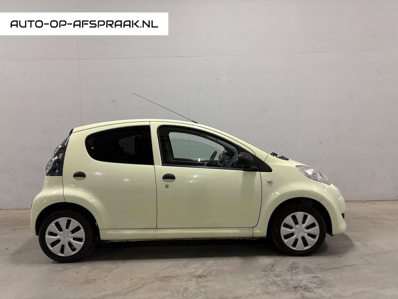 Citroën C1 - 1.0-12V Selection 5drs. Nieuwe APK Stuurbekr. NAP - AutoWereld.nl