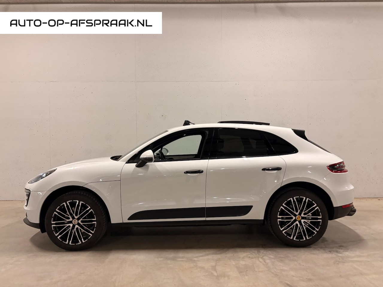 Porsche Macan - Chrono Pano Leer 360 ACC Memory - AutoWereld.nl