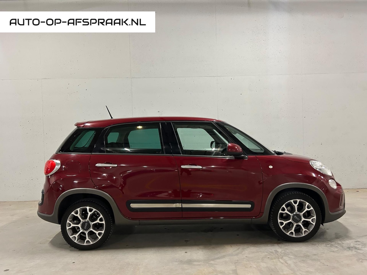 Fiat 500 L - 0.9 TwinAir Trekking Pano Navi Clima APK - AutoWereld.nl