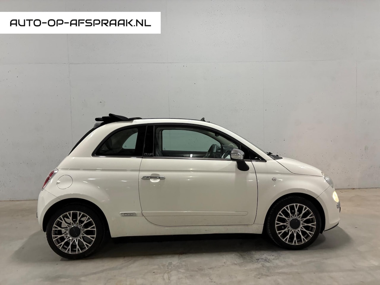 Fiat 500 C - 0.9 TwinAir Rock Cabrio Leer Navigatie Clima PDC - AutoWereld.nl