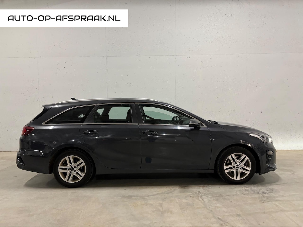 Kia Cee'd Sportswagon - Ceed 1.0 T-GDi DynamicLine Leer BTW 21% - AutoWereld.nl