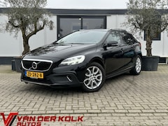 Volvo V40 Cross Country - 1.5 T3 Polar Automaat Leder Panorama Camera Led