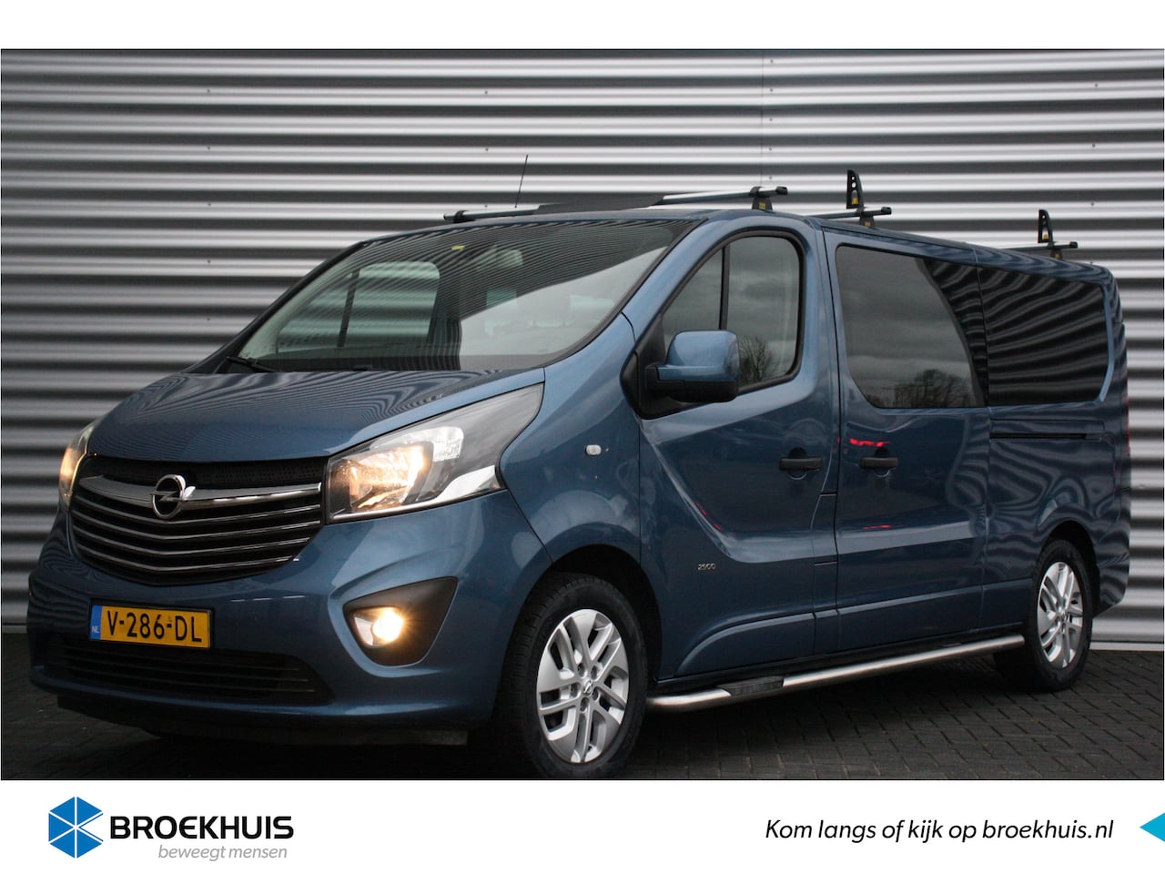 Opel Vivaro - 1.6 CDTI 145PK L2H1 DC INNOVATION+ / NAVI / LEDER / CLIMA / LED / PDC / CAMERA / KEYLESS / - AutoWereld.nl