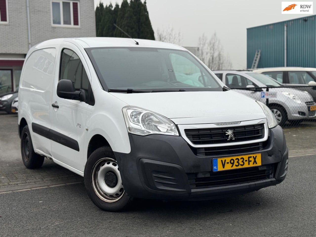 Peugeot Partner - 120 1.6 BlueHDi 75 L1 XR 120 1.6 BlueHDi 75 L1 XR - AutoWereld.nl