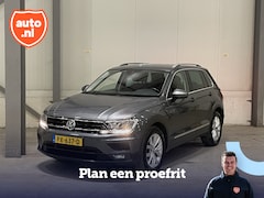 Volkswagen Tiguan - 1.4 TSI Comfortline Business | Trekhaak | Carplay | Camera | Keyless | Adapt Cruise Contro