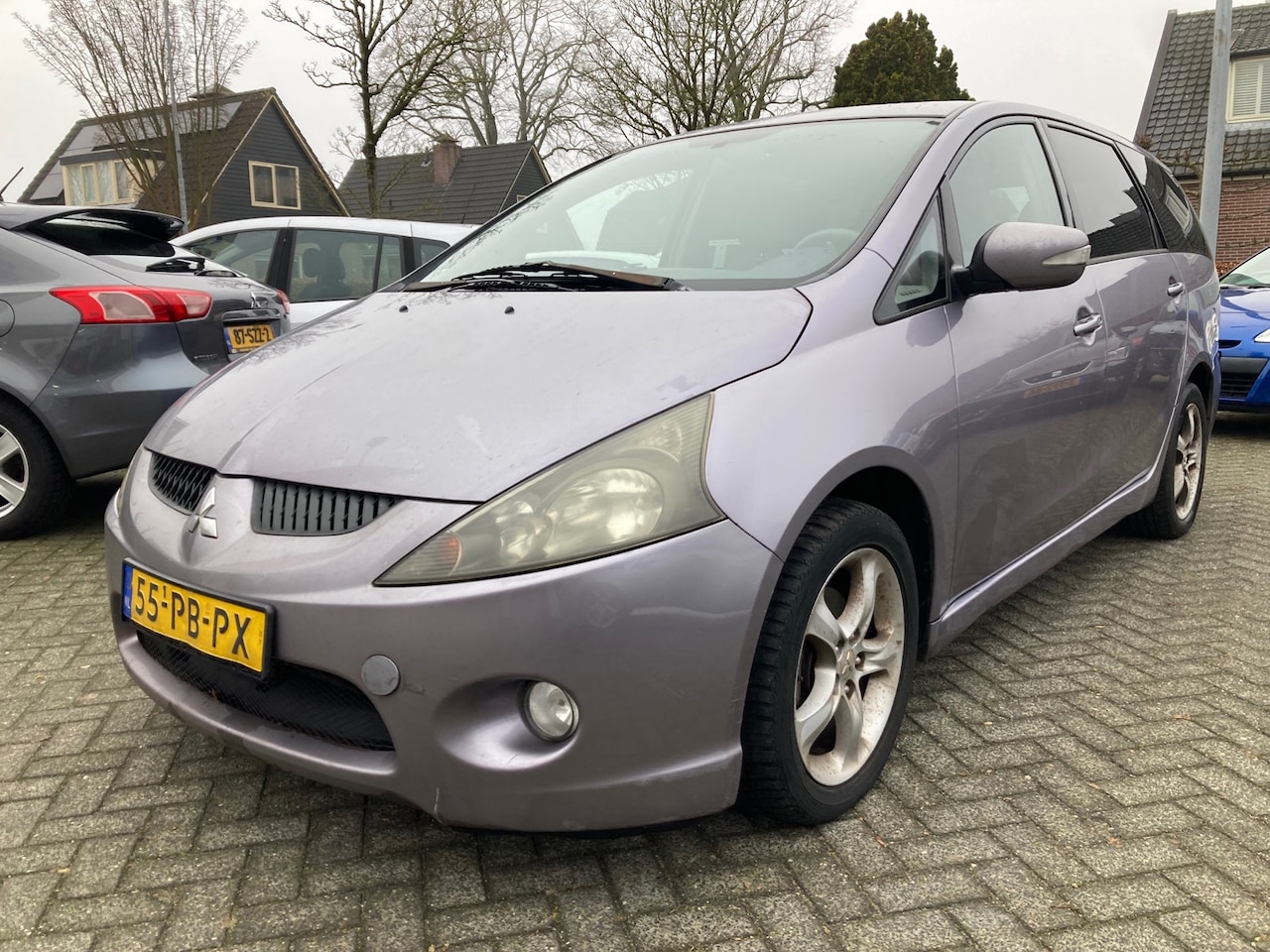 Mitsubishi Grandis - 2.4-16V Intense 6p. 2.4-16V Intense 6p. 999,- - AutoWereld.nl