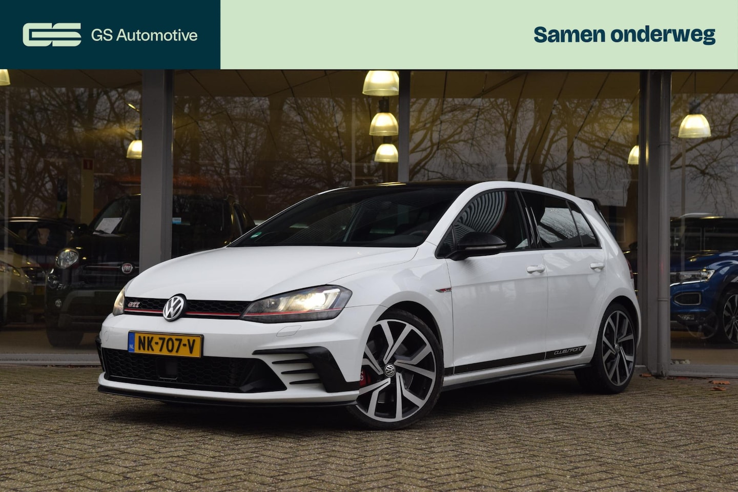 Volkswagen Golf - 2.0 TSI GTI Clubsport NL-Auto/Schaalstoel/DCC/Dyn - AutoWereld.nl