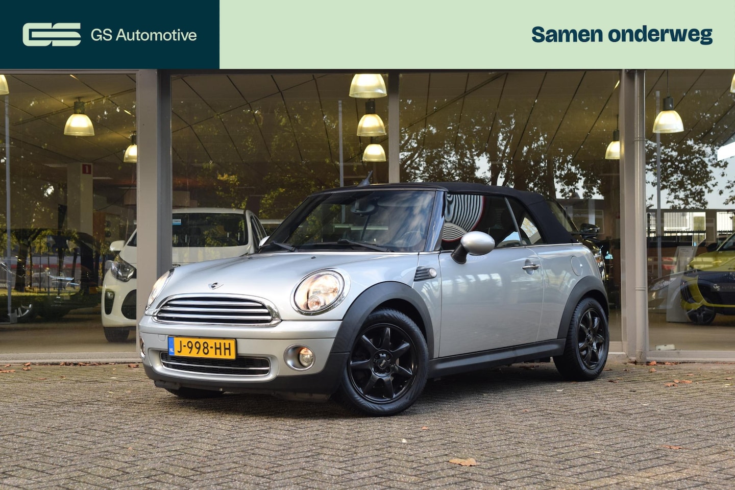 MINI Cabrio - 1.6 Cooper Chili met Leer/Lmv/Stoelvw/Airco - AutoWereld.nl