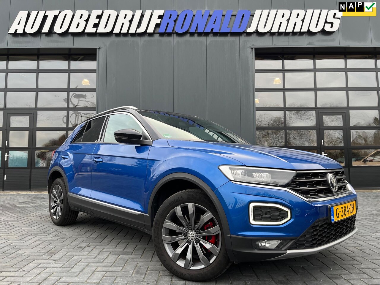 Volkswagen T-Roc - 1.5 TSI Sport 150Pk/NL.Auto/Virtual Cockpit/Two tone/Full Led/CarPlay/Camera/1Ste Eigenaar - AutoWereld.nl