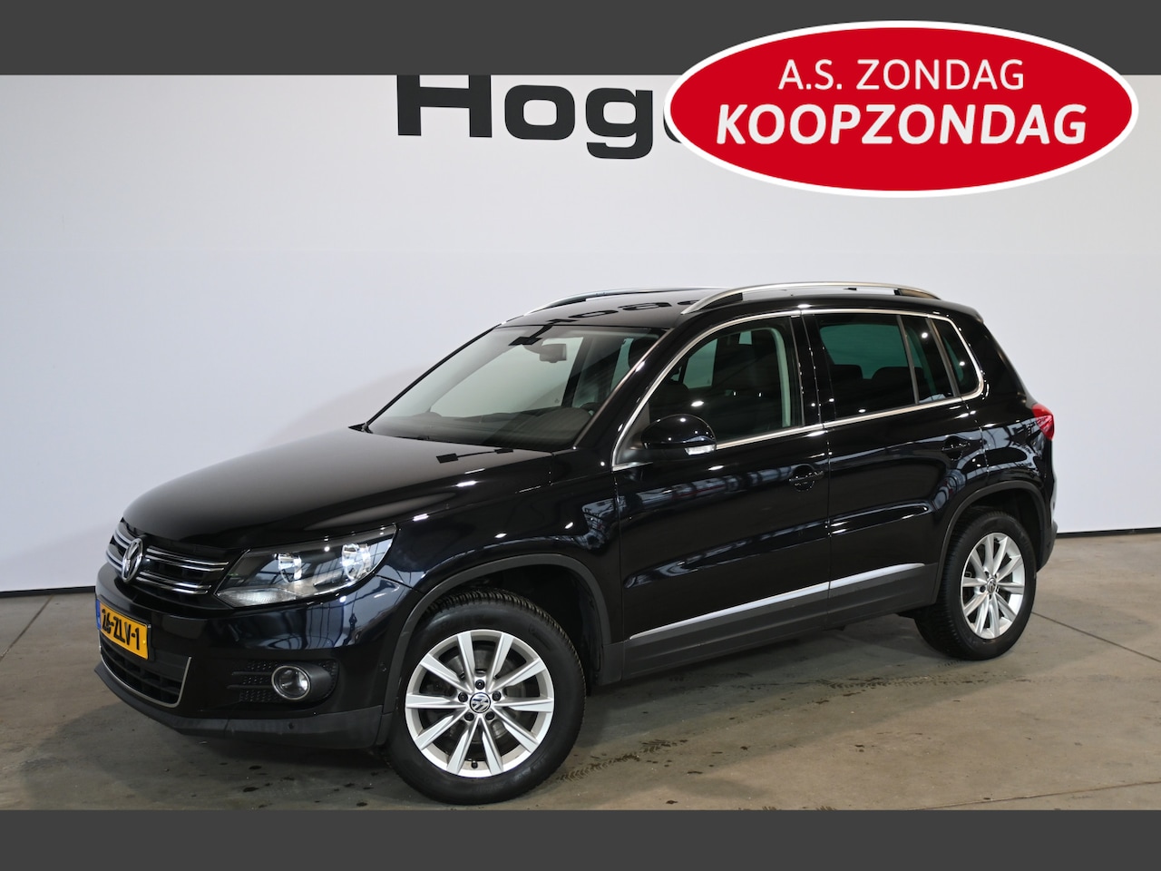 Volkswagen Tiguan - 1.4 TSI Sport&Style Airco Cruise control Navigatie Trekhaak Licht metaal NAP Inruil mogeli - AutoWereld.nl