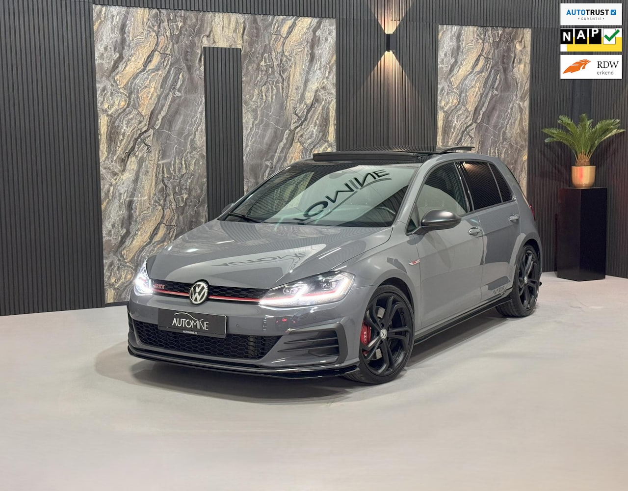 Volkswagen Golf - 2.0 TSI GTI TCR|PANO|AKRAPOVIC|VIRTUAL|BOMVOL - AutoWereld.nl