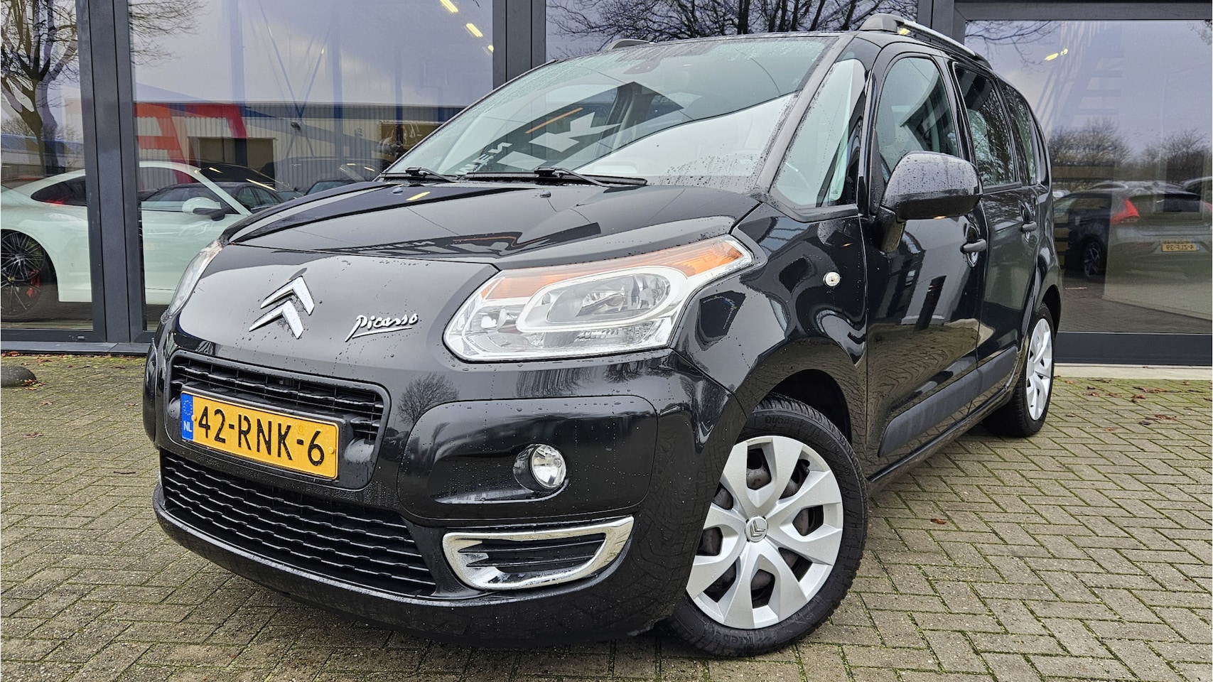 Citroën C3 Picasso - 1.4 VTi Aura + NWE APK + NAVIGATIE + CRUISE + KLIMA - AutoWereld.nl