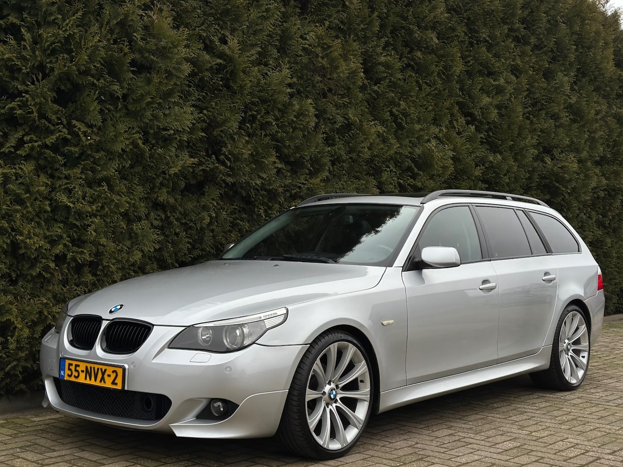 BMW 5-serie Touring - 525i CarPlay Automaat - AutoWereld.nl