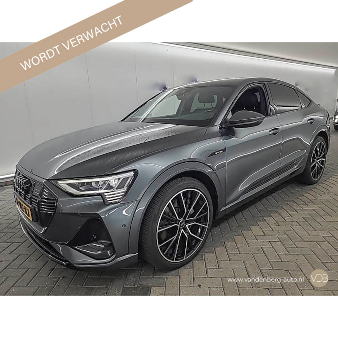 Audi e-tron Sportback - 50 Quattro 3x S-Line PANO 22inch Origineel NL - AutoWereld.nl