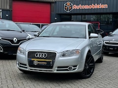 Audi A4 Limousine - 2.0 Advance