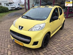 Peugeot 107 - 1.0-12V XR