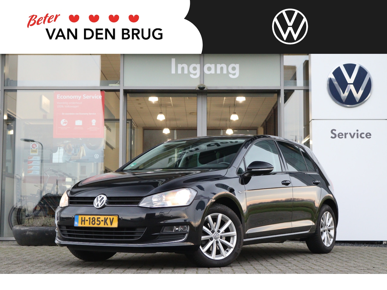 Volkswagen Golf - 1.2 TSI 110 pk DSG Lounge | Navigatie | Cruise Control | PDC | Trekhaak | Climatronic | St - AutoWereld.nl