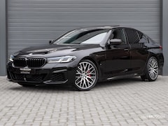 BMW 5-serie - 530i M-Sport Pano M-Stoelen HK-Audio NAP 360 Laser 20"