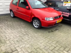 Volkswagen Polo - 1.6