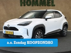 Toyota Yaris Cross - 1.5 Hybrid Team D 130 130 PK - NAVIGATIE - KEYLESS ENTRY & START - STUUR, STOEL EN VOORRUI