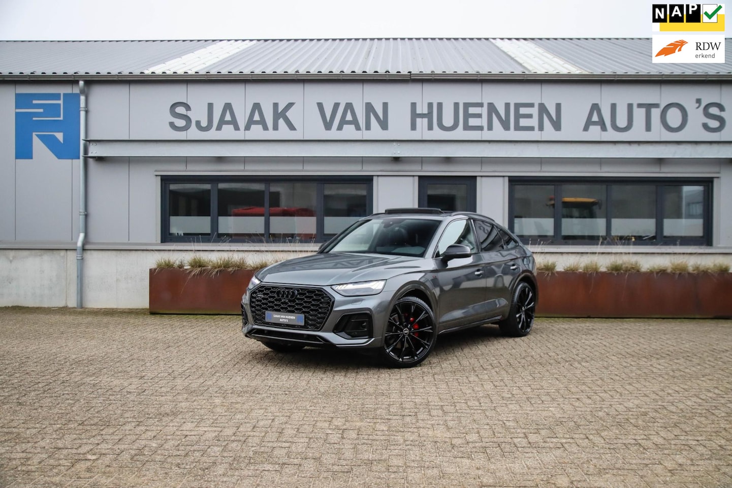 Audi Q5 Sportback - 50 TFSIe Quattro Competition S Edition S-Line 299pk Automaat|1e|Panoramadak|Virtual Cockpi - AutoWereld.nl