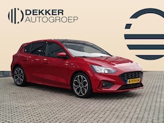 Ford Focus - 1.0 125pk ST-Line Hatchback - Panoramadak - Winter Pack - Trekhaak