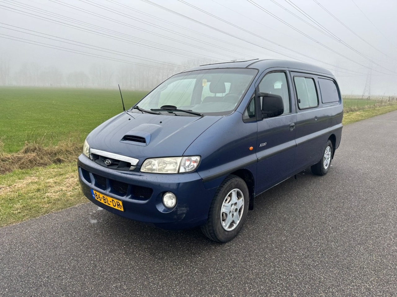 Hyundai H 200 - 2.5 CRDi Lux.lang DC AIRCO | 5 PERSOONS ! - AutoWereld.nl