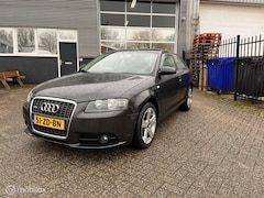 Audi A3 - 1.8 TFSI Ambiente Pro Line Leer