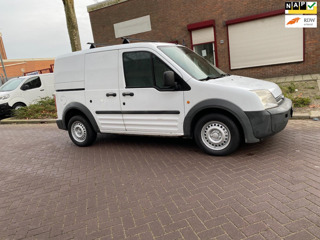 Ford Transit Connect - T220S 1.8 TDCi * 167.303 KM NAP * APK 28-7-2025 * Elek ramen * Winterbanden * Rijdt en Sch - AutoWereld.nl