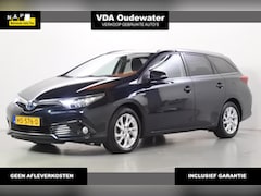 Toyota Auris Touring Sports - 1.8 Hybrid Lease