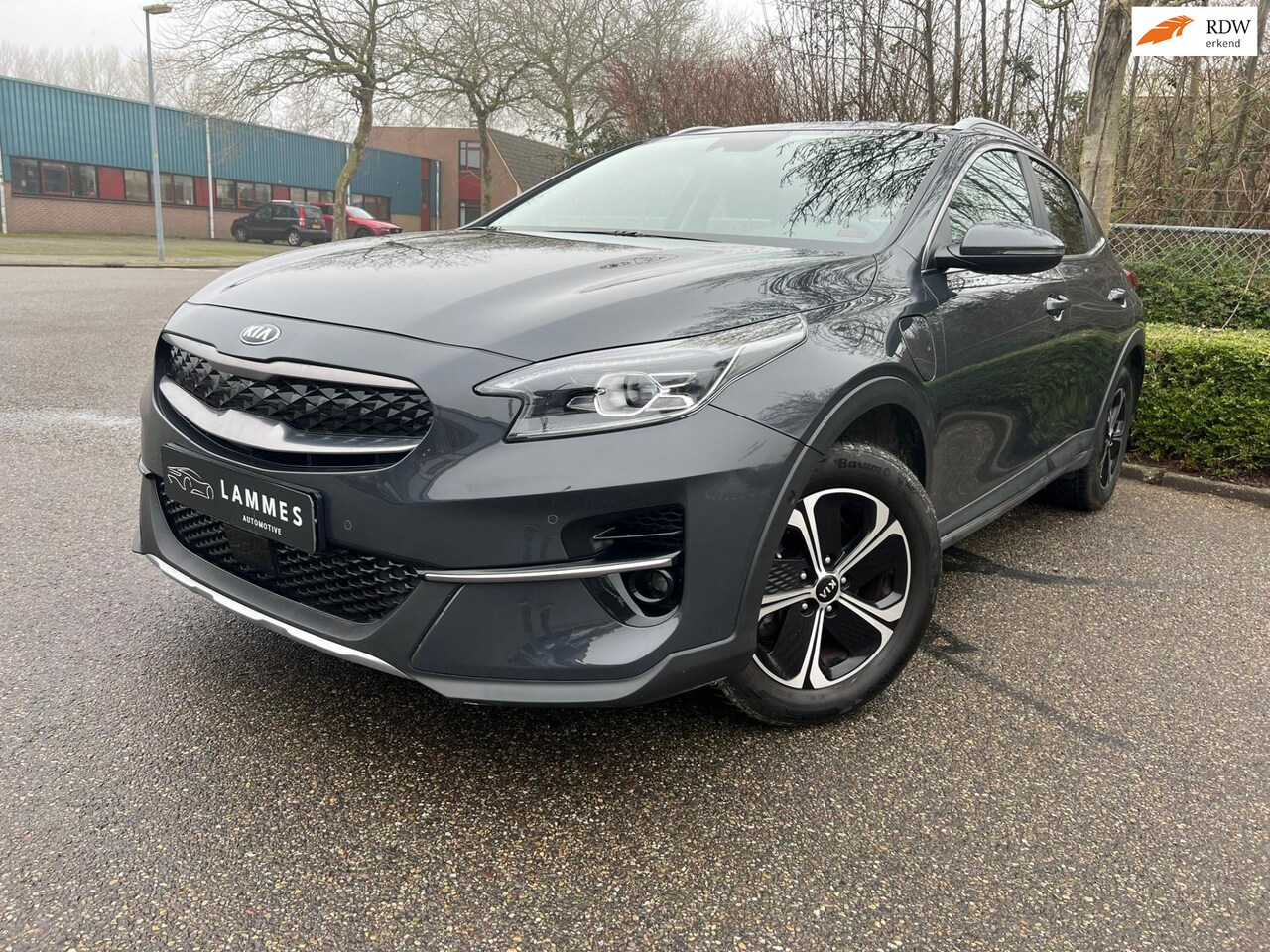 Kia XCeed - 1.6 GDi PHEV Spirit Apple Carplay Stoelverwarming Parkeer assistent Camera - AutoWereld.nl