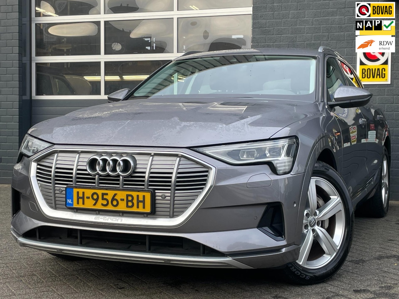 Audi e-tron - E-tron 50 quattro Launch edition 71 kWh Navi, Apple Carplay - AutoWereld.nl