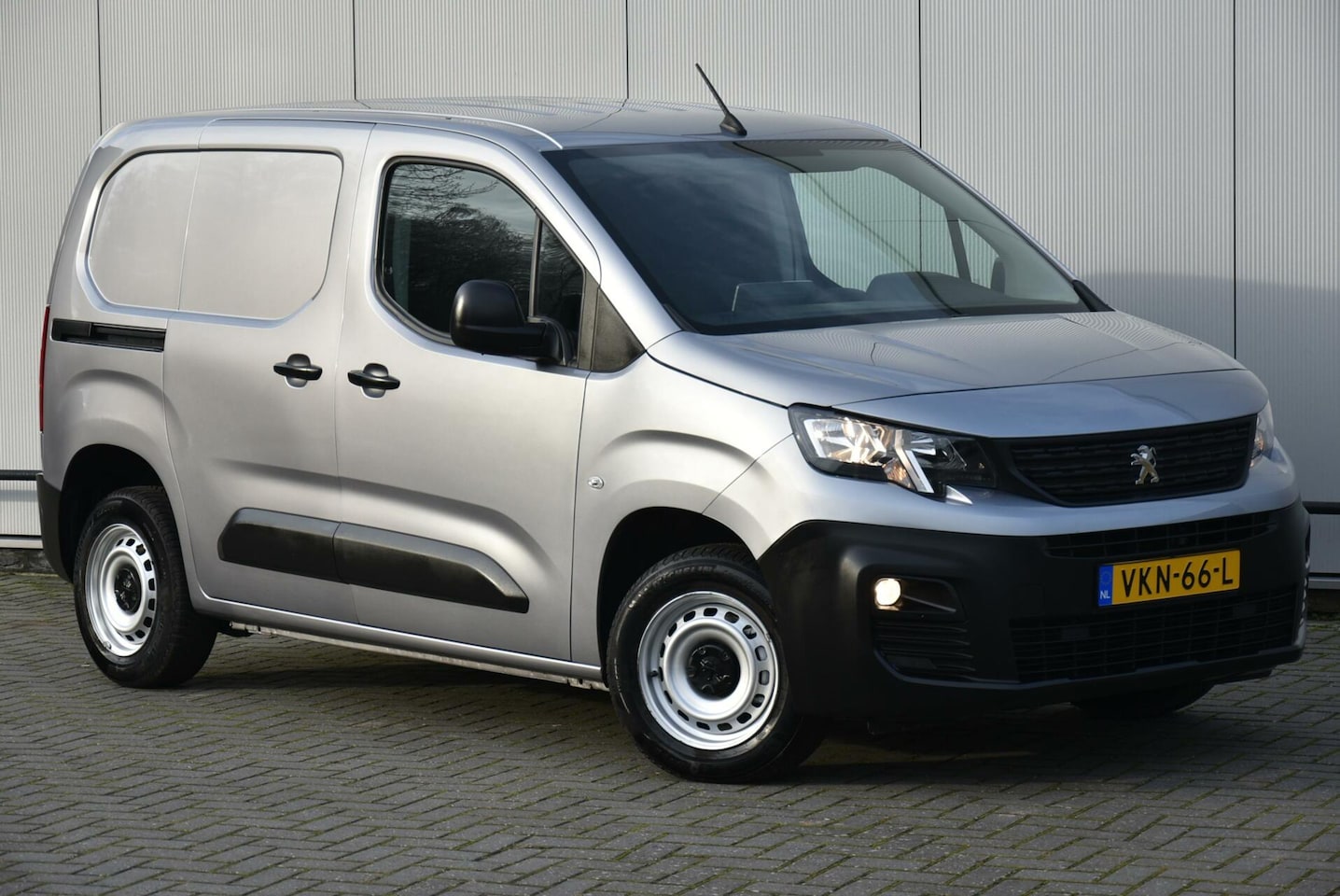 Peugeot Partner - bestel 1.5 BlueHDI Pro - AutoWereld.nl