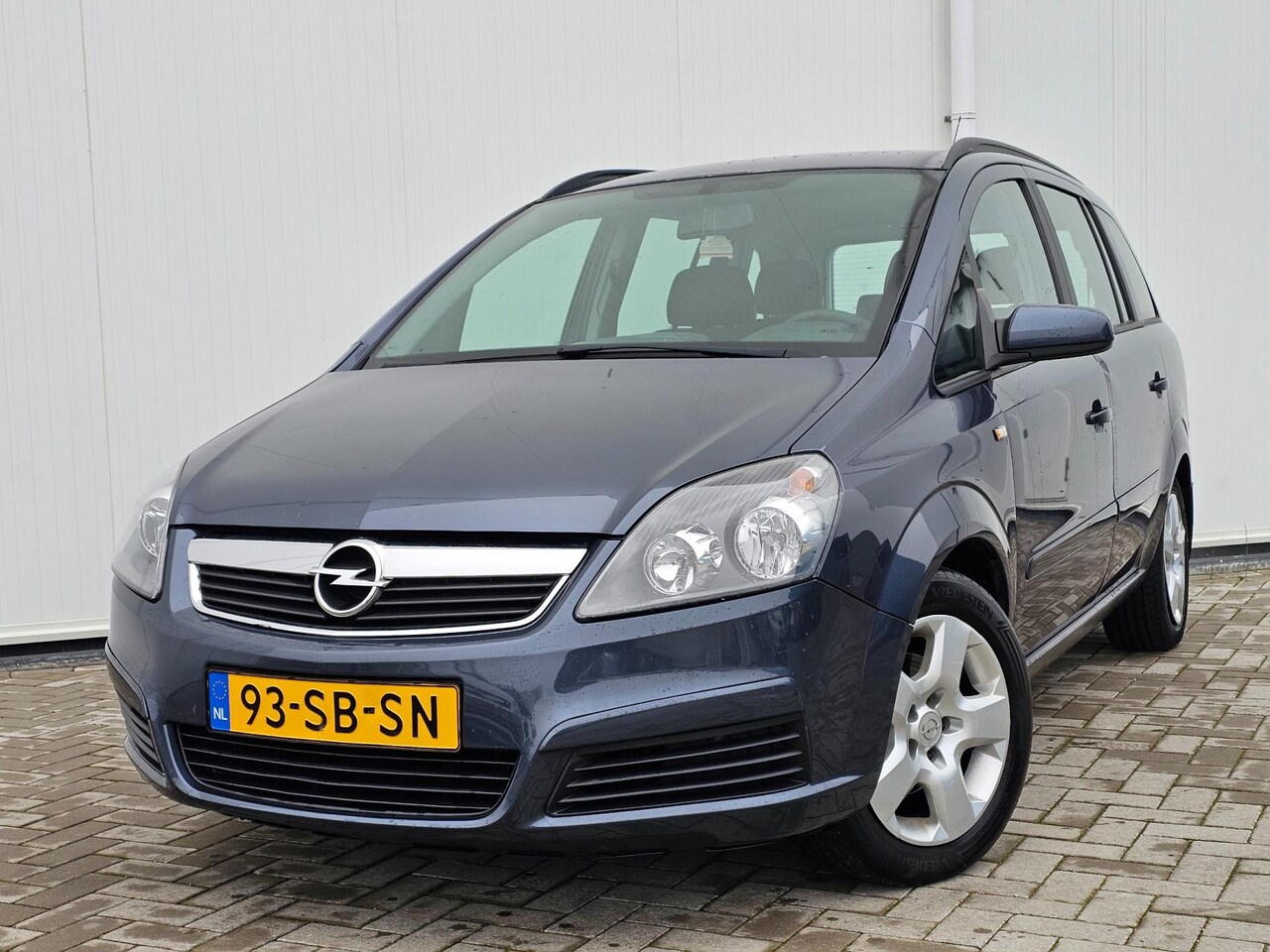 Opel Zafira - 1.8 Enjoy 7-Pers Airco Nw.APK bij Aflevering nette auto! - AutoWereld.nl