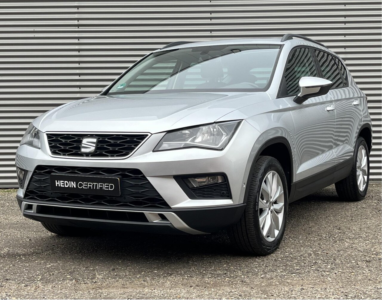 Seat Ateca - 1.0 EcoTSI Style Electrsich schuifdak / Apple Car Play / Licht metalen velgen 17 inch / Na - AutoWereld.nl