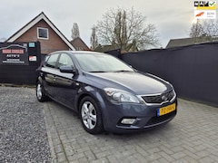 Kia Cee'd - 1.4 CVVT X-ecutive 5 Deurs Navi Airco Cruise